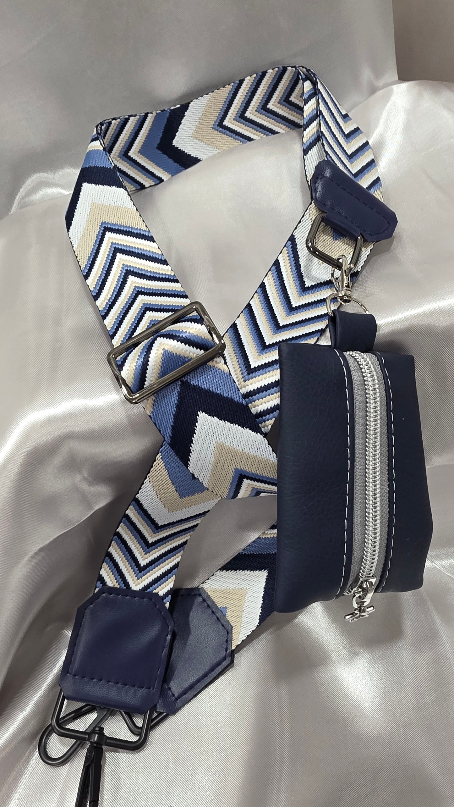 Cellphone Sling with zippered pouch